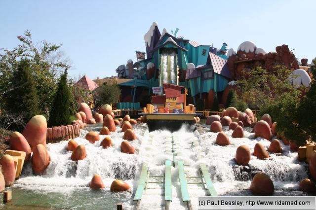 Dudley Do-Right's Ripsaw Falls®. Hop in your Log and Hang On!